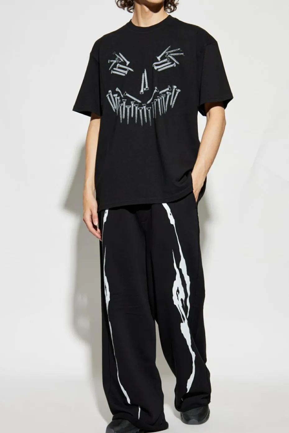 44 Label Group CZARNY T-shirt z logo