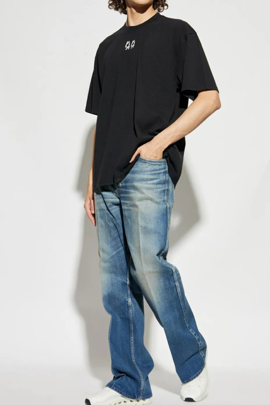 44 Label Group CZARNY T-shirt z logo