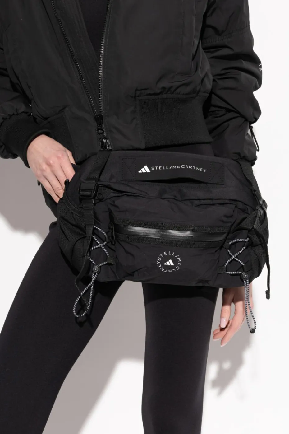 ADIDAS by Stella McCartney CZARNY Torba na pas