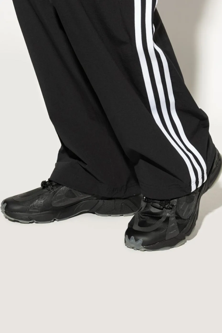 ADIDAS Originals CZARNY ADIDAS x 100 Thieves