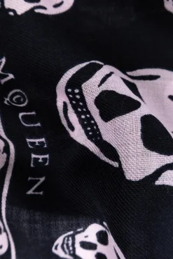 Alexander McQueen CZARNY Wełniany szal z logo