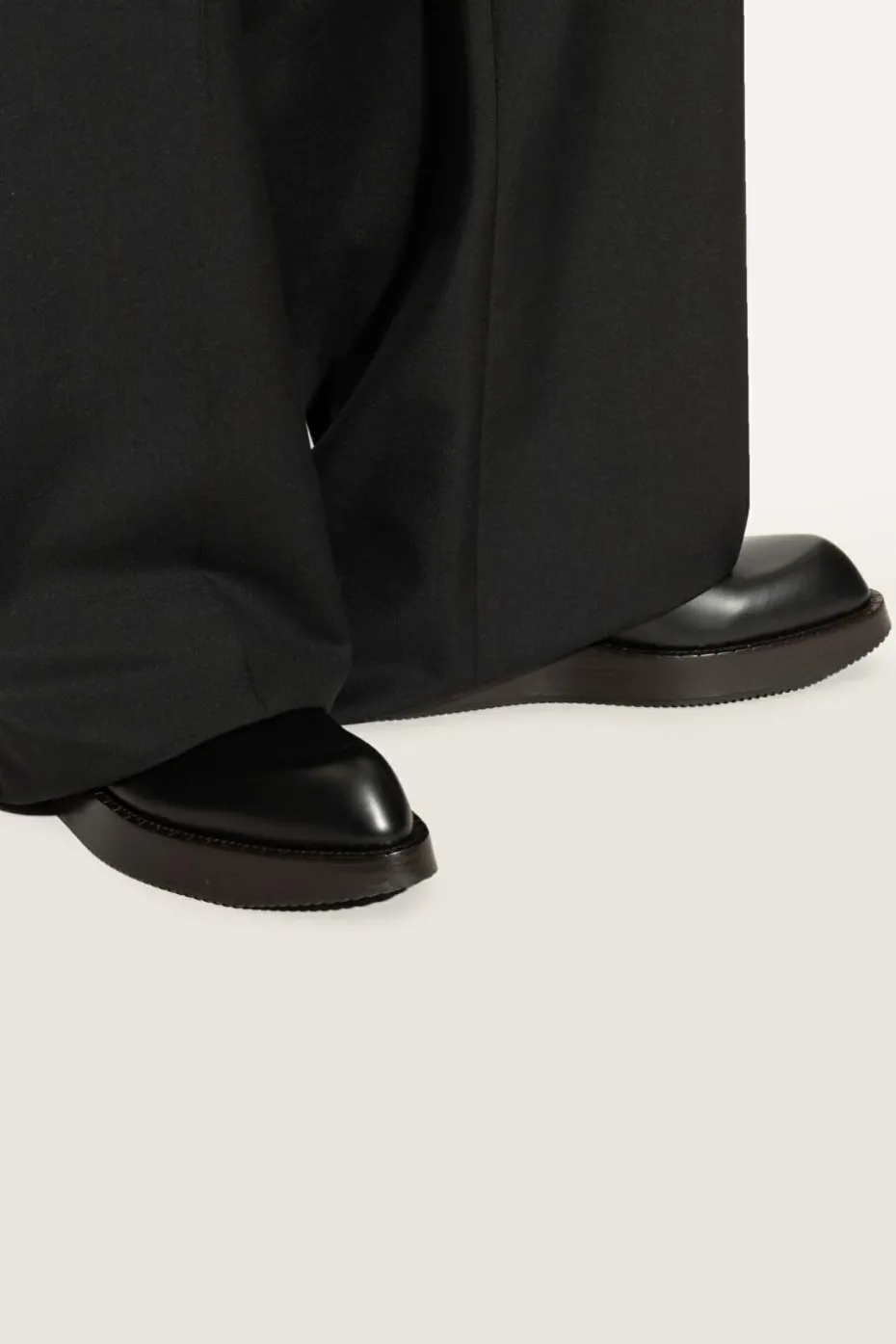 Alexander McQueen CZARNY Skórzane buty