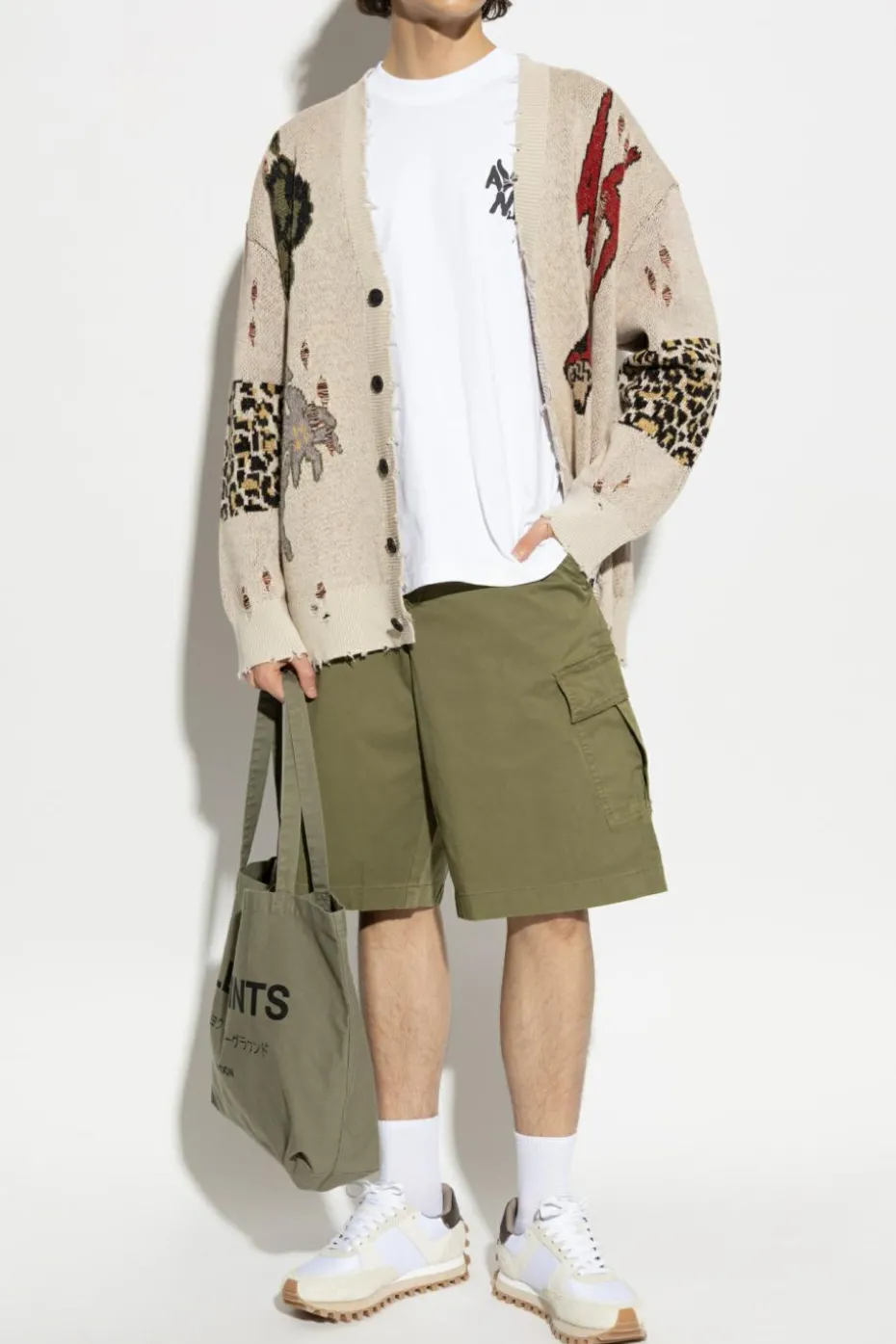 AllSaints ZIELONY Szorty `Flynn`