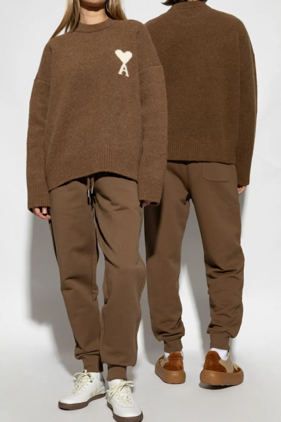 Ami Alexandre Mattiussi BRĄZOWY Sweter z logo