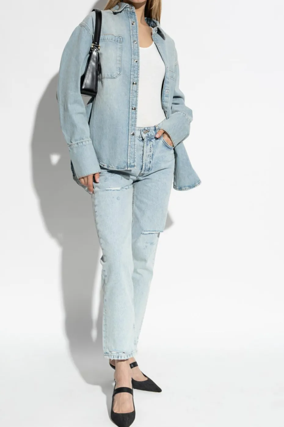 Anine Bing jasnoniebieski Jeansy z efektem ‘vintage’