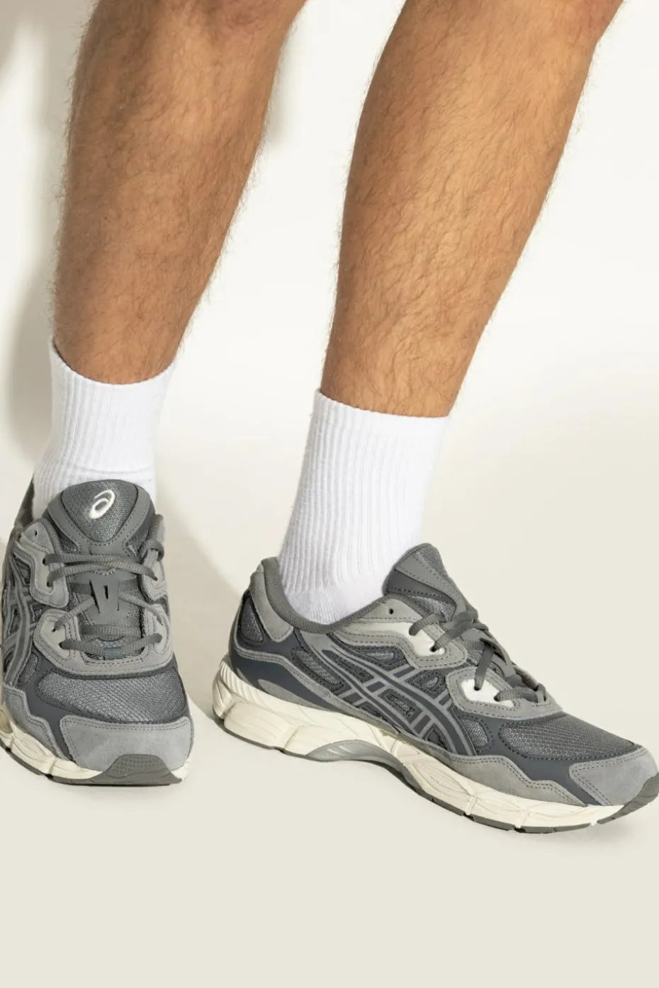 ASICS SZARY Buty sportowe `GEL-NYC`