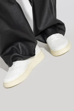 Autry BIAŁY Buty sportowe `MEDALIST LOW`
