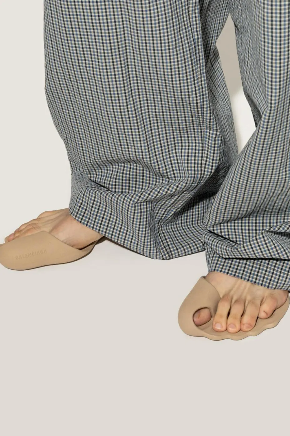 Balenciaga beżowy Sandały `Zero`