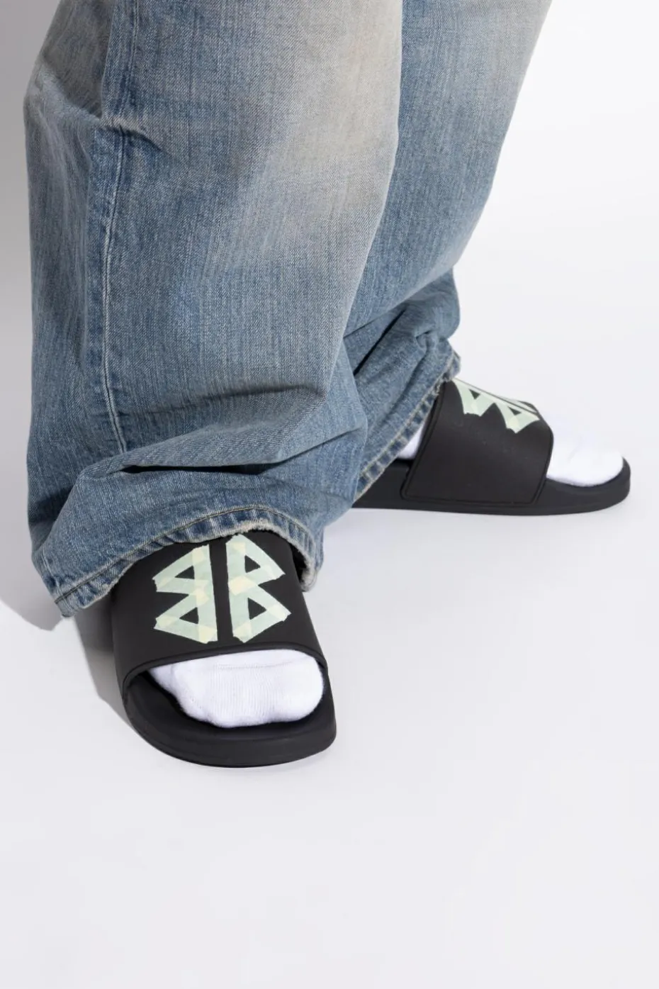 Balenciaga CZARNY Klapki z logo
