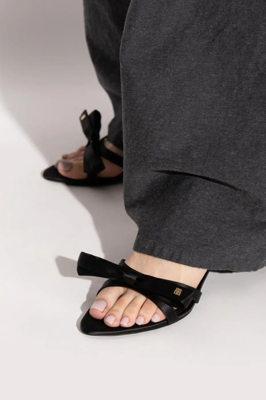 Balenciaga CZARNY Satynowe sandały na obcasie