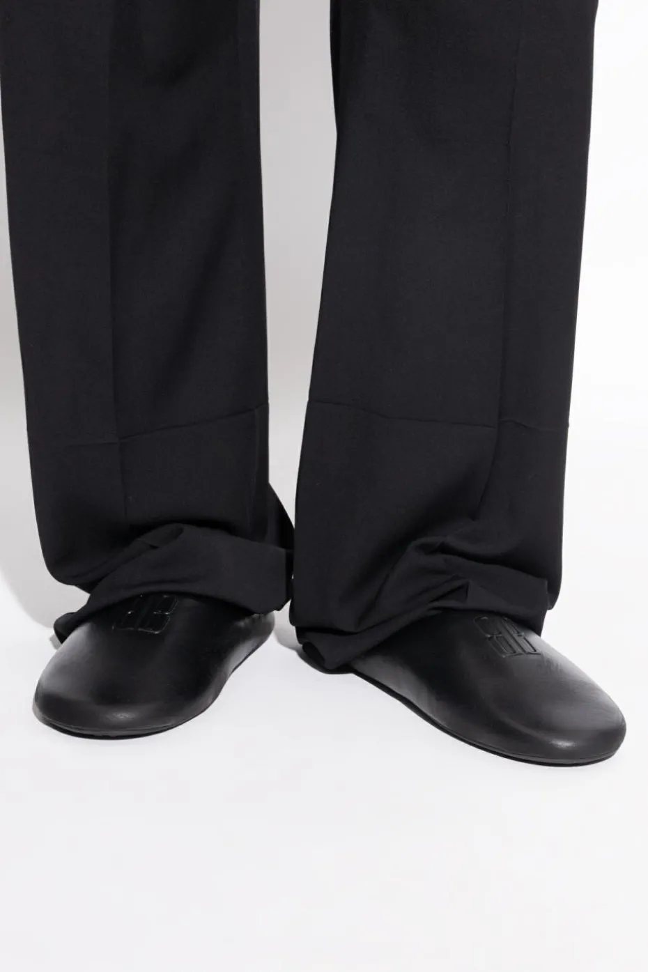 Balenciaga CZARNY Skórzane klapki z efektem `vintage`