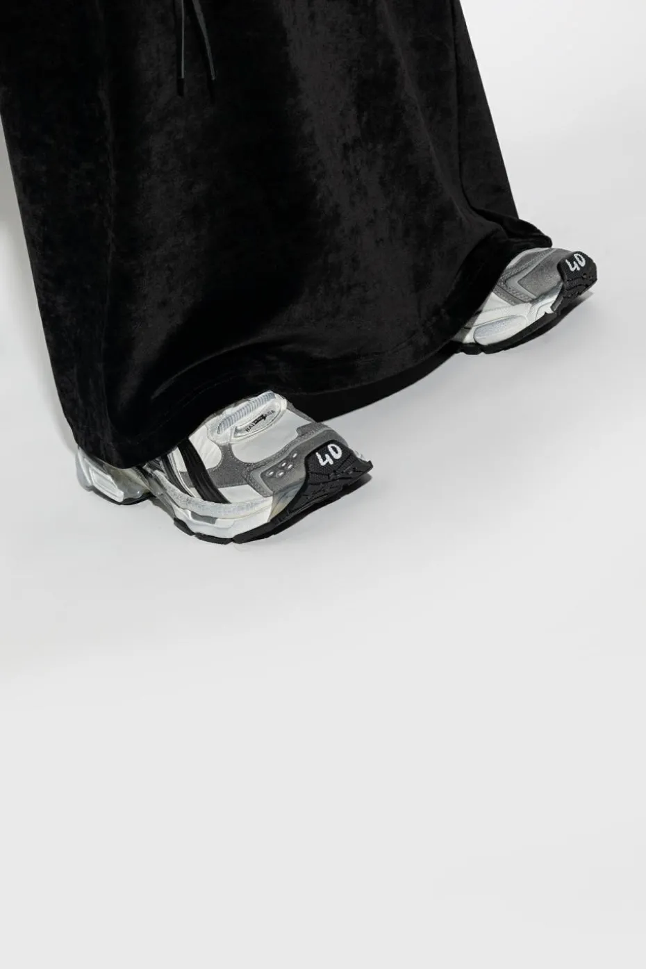 Balenciaga SZARY Sznurowane buty sportowe ‘Runner’