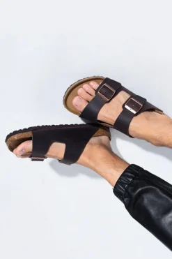 Birkenstock BRĄZOWY Klapki ‘Arizona BS’