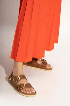 Birkenstock BRĄZOWY Sandały ‘Milano Big Buckle’