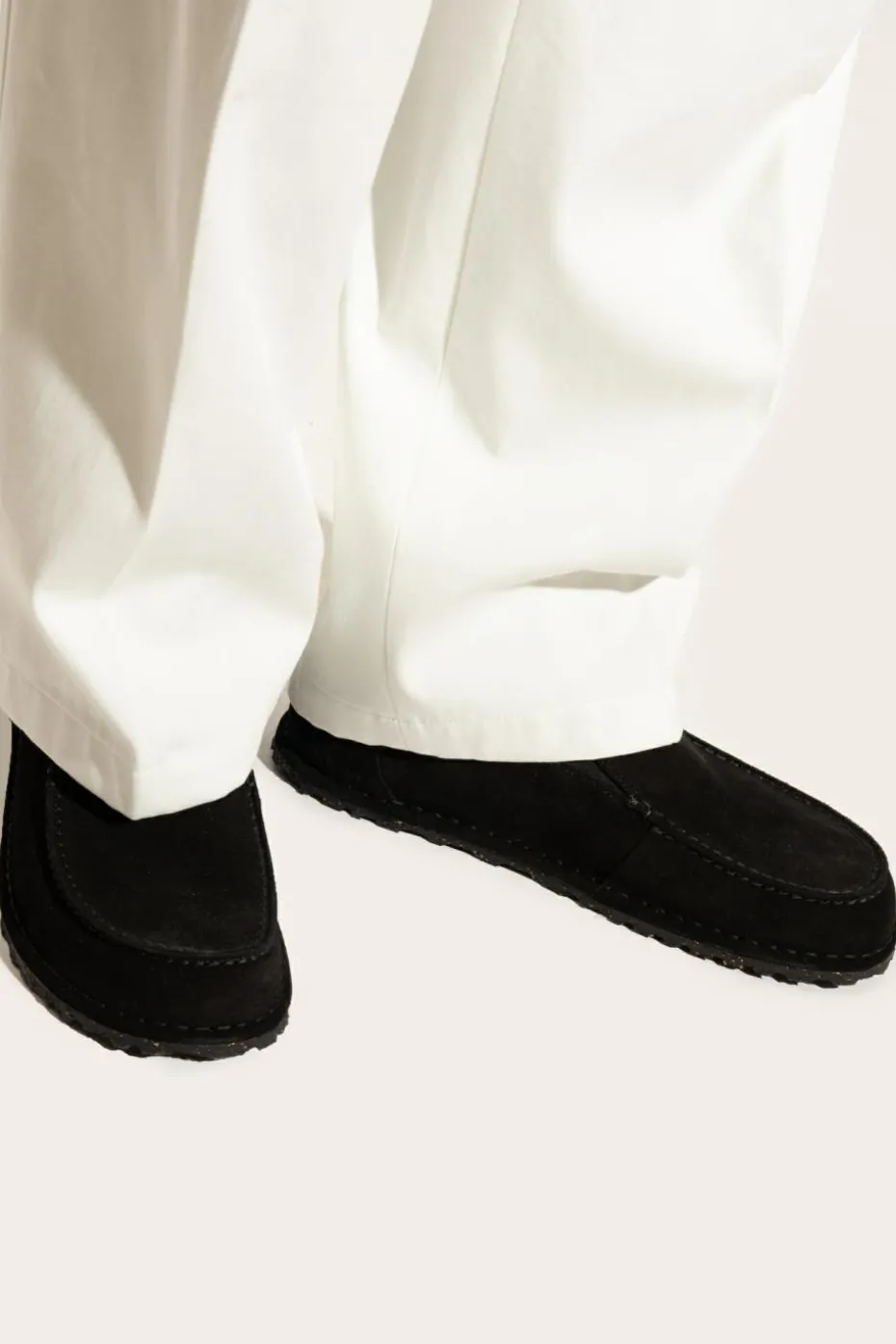 Birkenstock CZARNY Zamszowe buty `Utti Slip On`