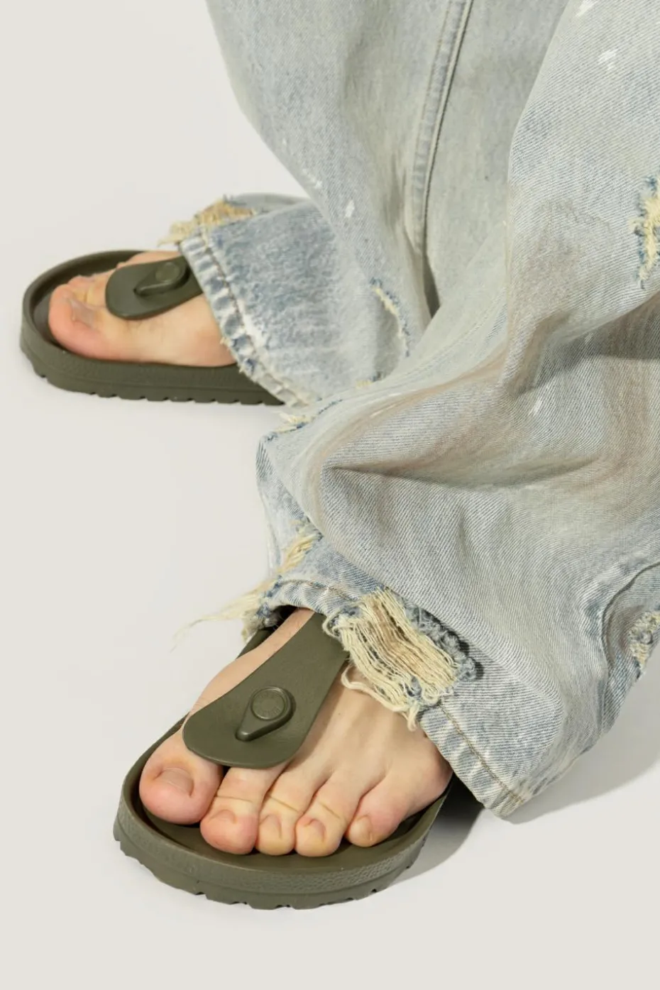 Birkenstock ZIELONY Klapki `Gizeh EVA`