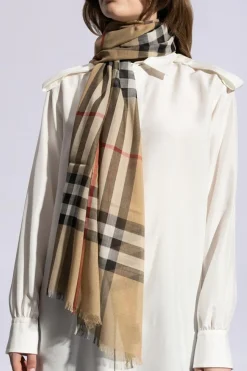 Burberry beżowy Szal ze wzorem w kratę