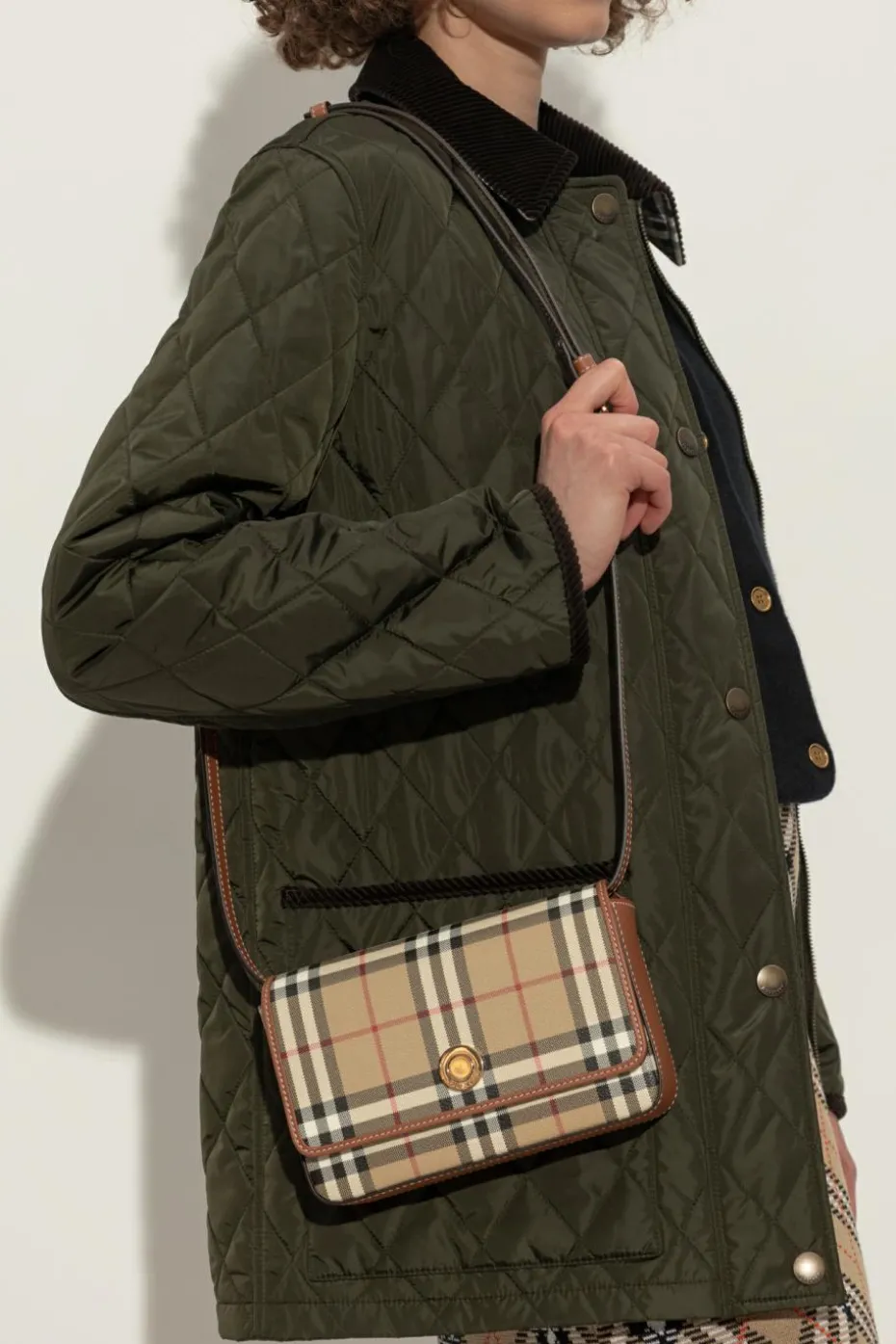 Burberry beżowy Torba na ramię `Hampshire`