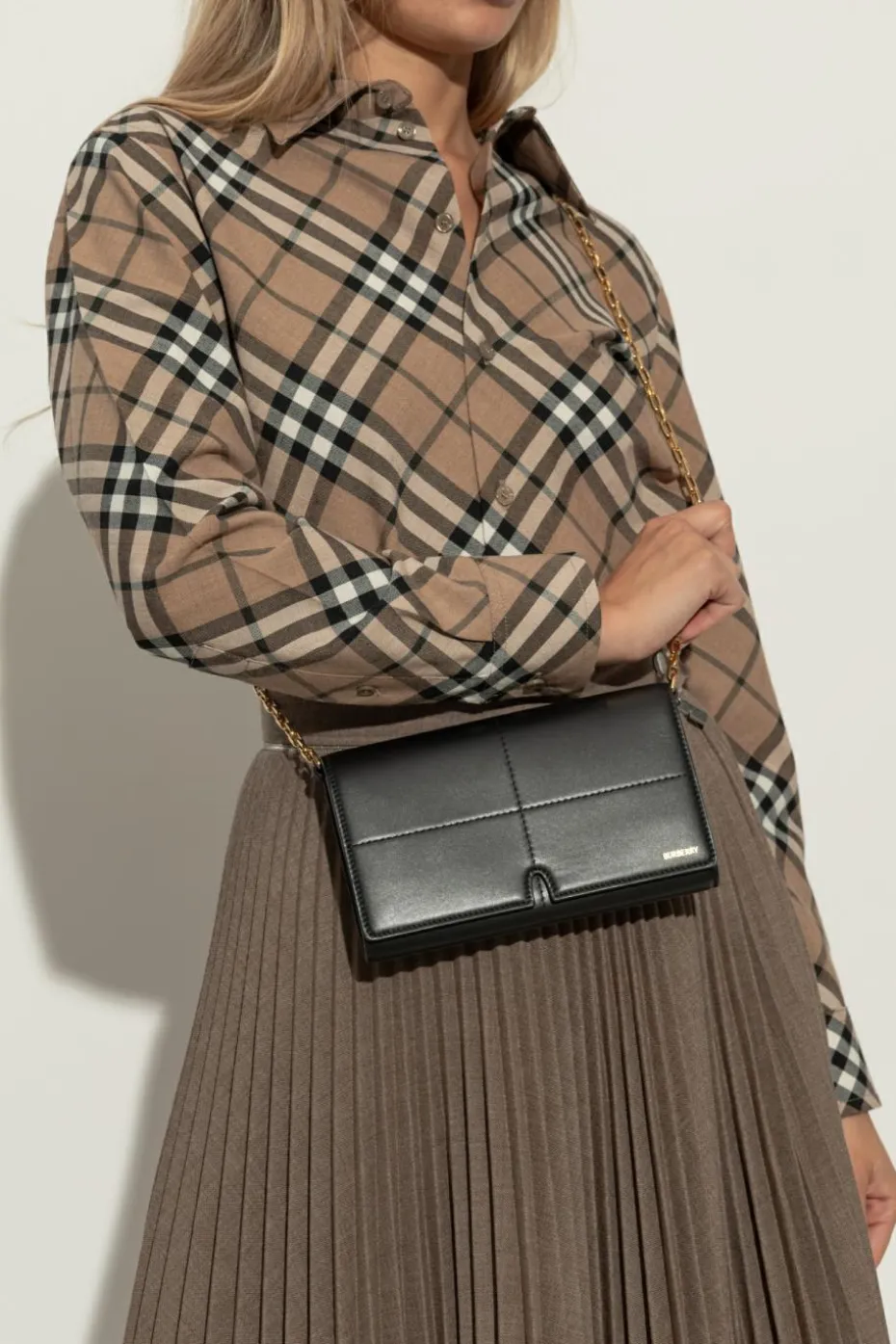 Burberry CZARNY Portfel na łańcuchu