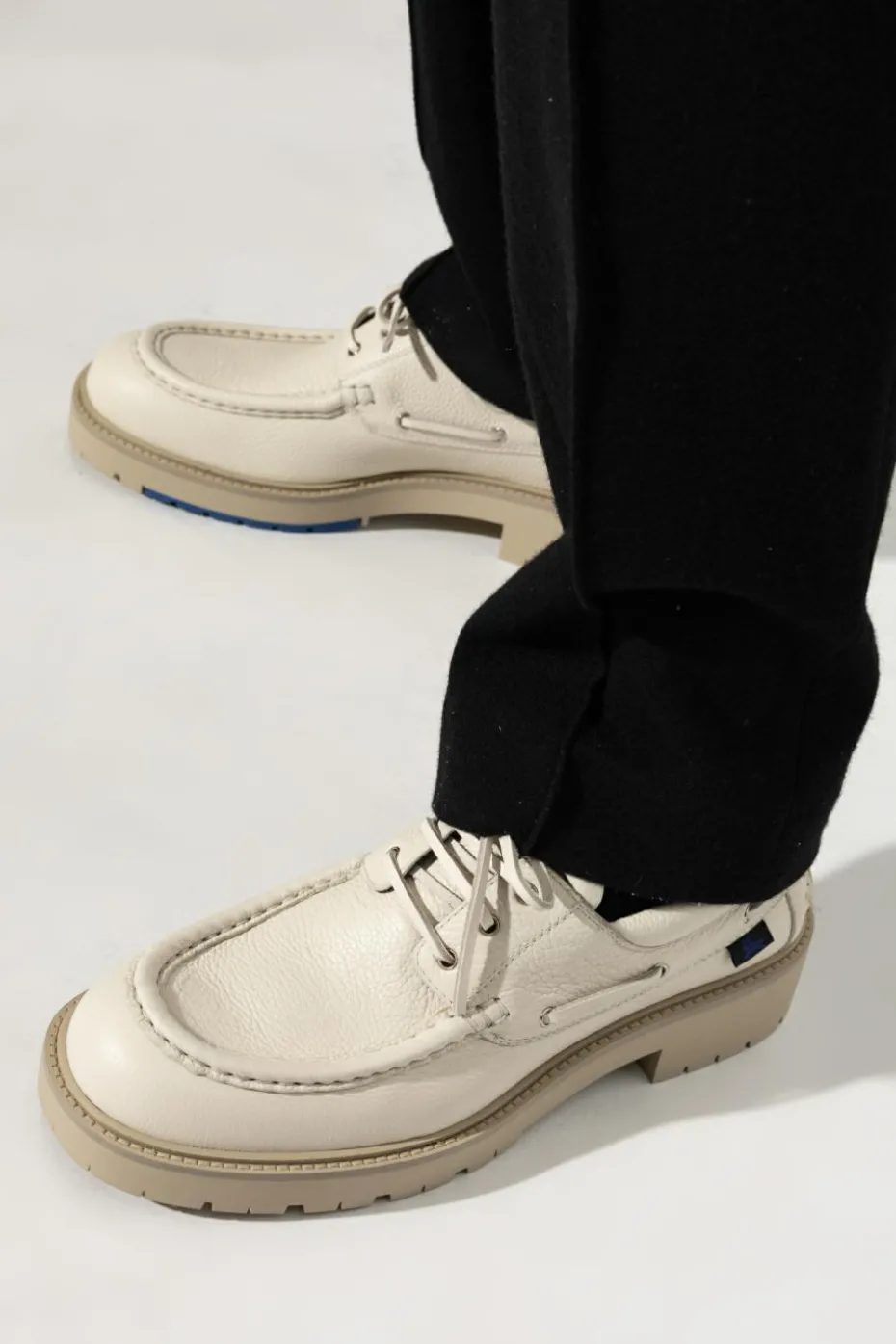 Burberry kremowy Sznurowane buty ‘Raft’