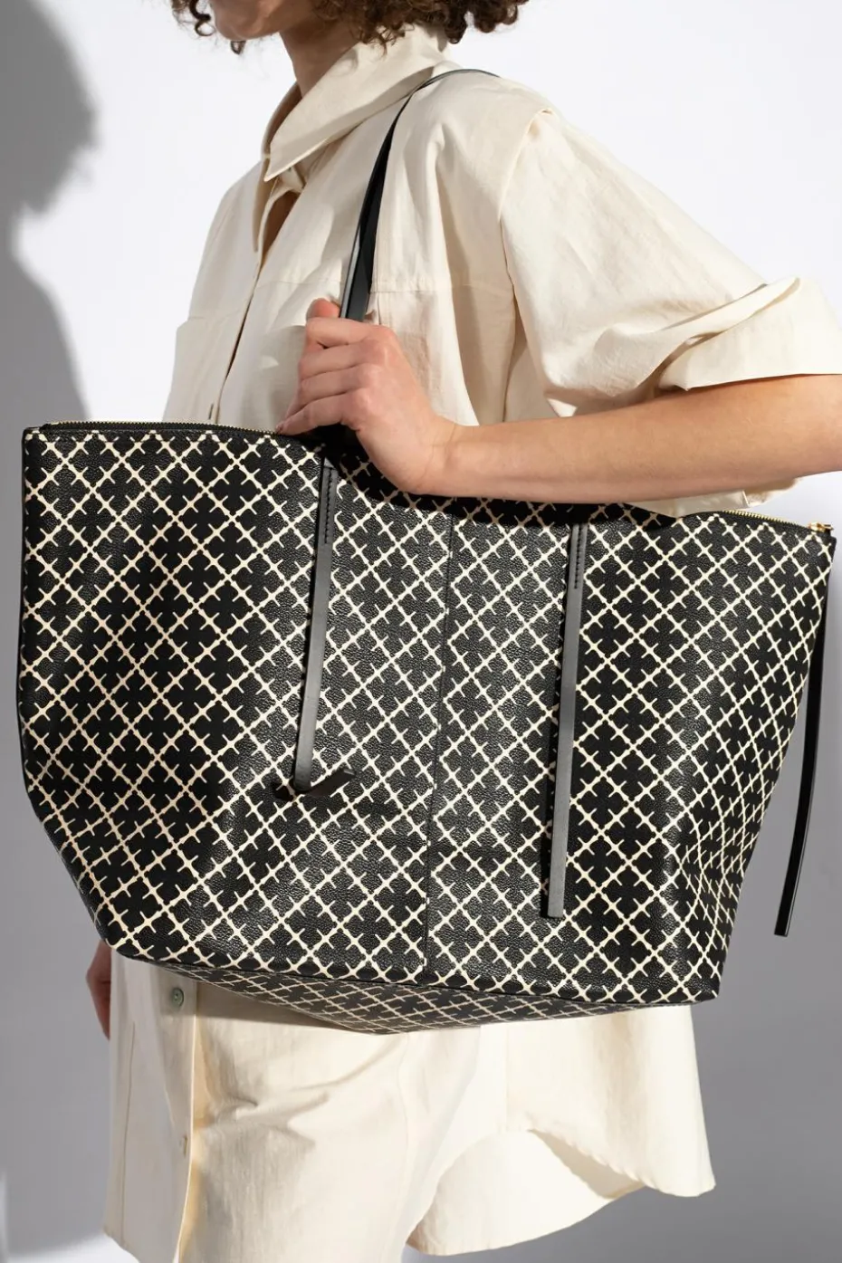 By Malene Birger CZARNY Torba ‘Luze’ typu ‘shopper’