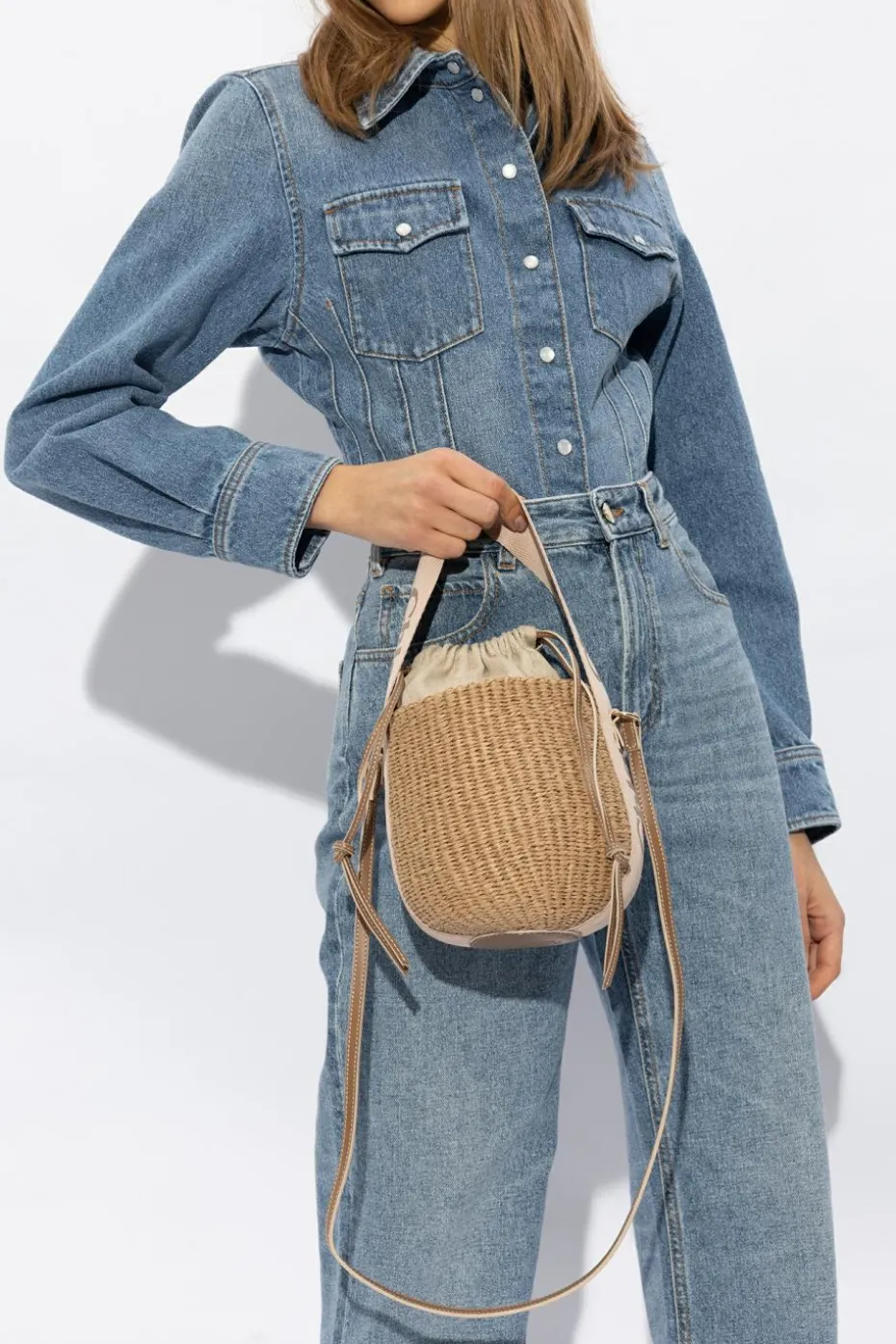 Chloé beżowy Torba na ramię ‘Woody Mini’ typu ‘bucket’