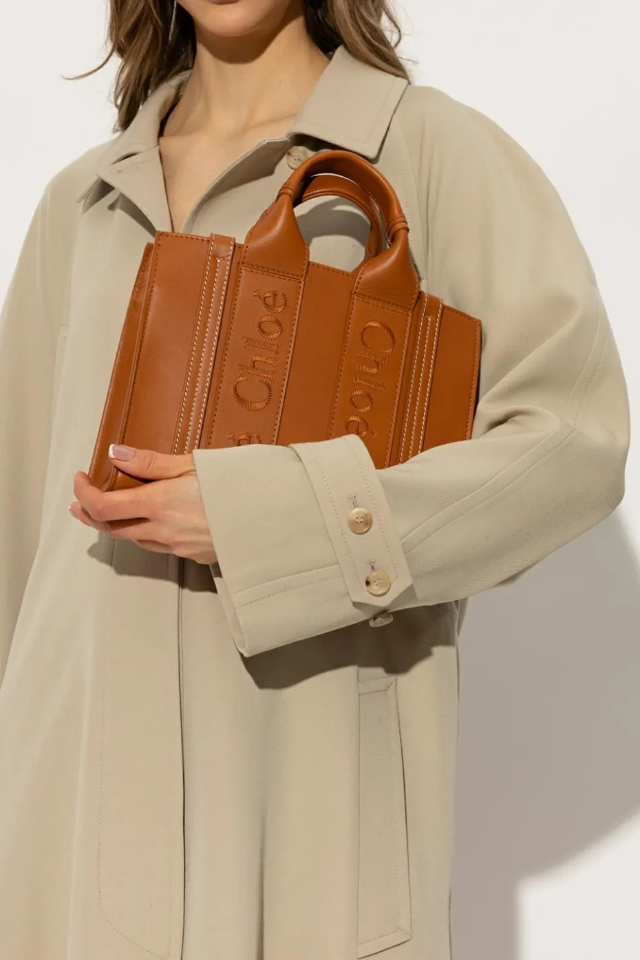 Chloé BRĄZOWY Torba ‘Woody Small’ typu ‘shopper’