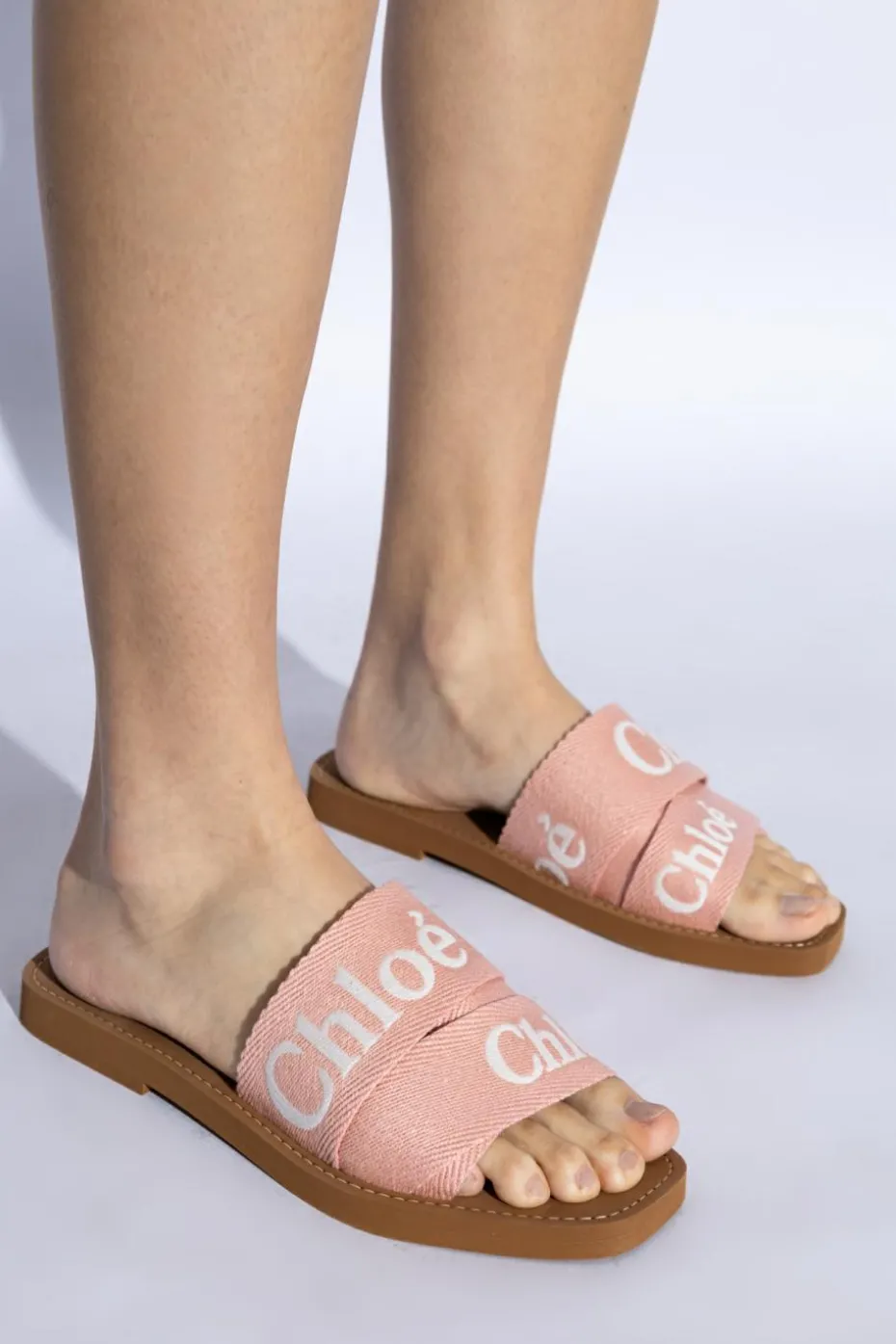 Chloé RÓŻOWY Klapki `Woody`