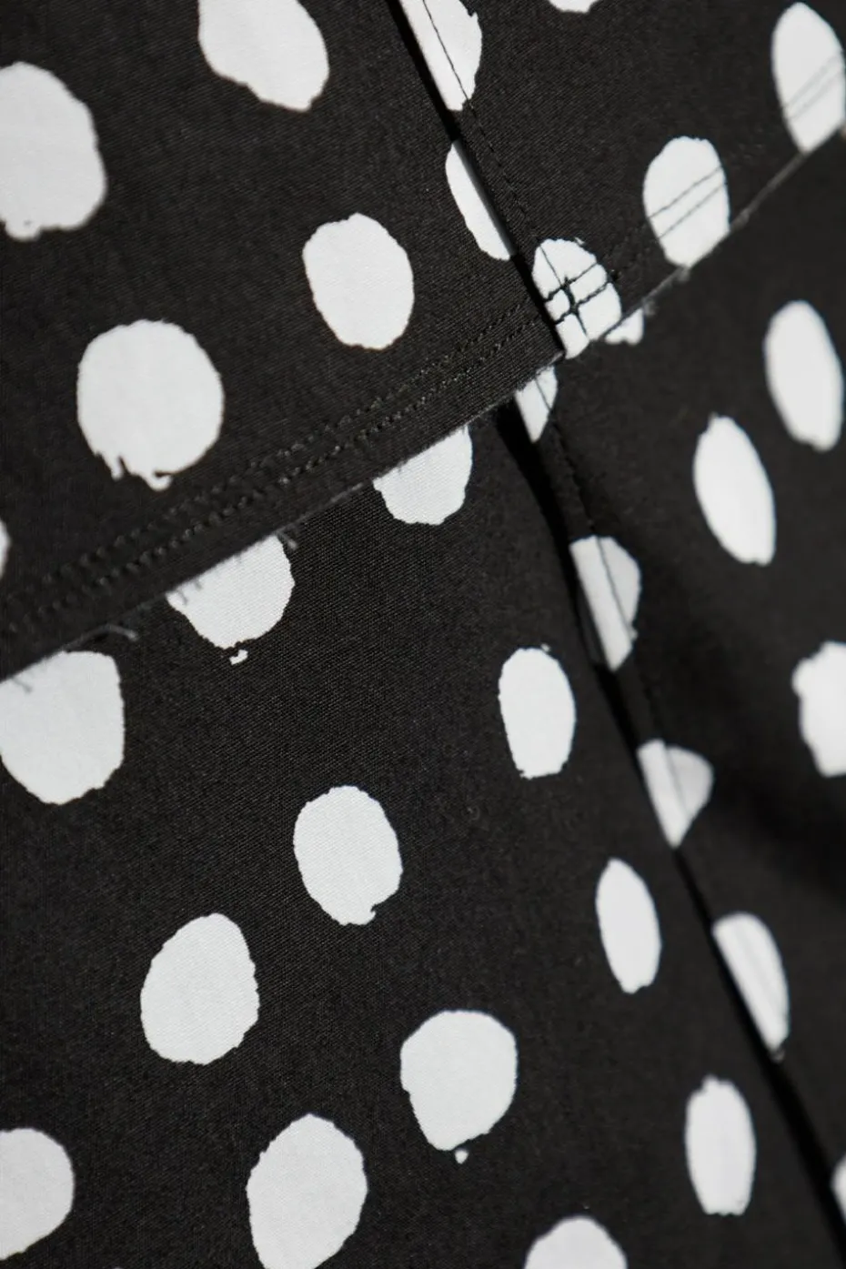 Comme des Garçons Black CZARNY Koszula ze wzorem w kropki