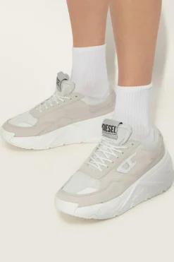 Diesel BIAŁY Buty sportowe `S-SAVANNAH`