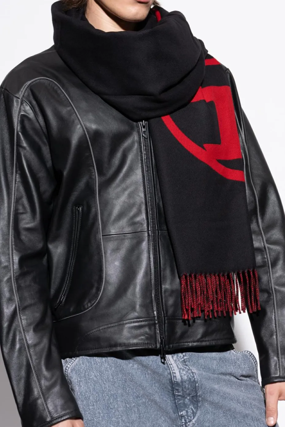 Diesel CZARNY Szal `S-TEVIE`