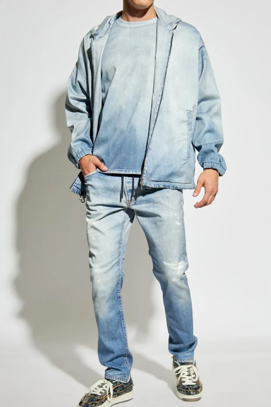 Diesel jasnoniebieski Jeansy `2032 D-KROOLEY-B`