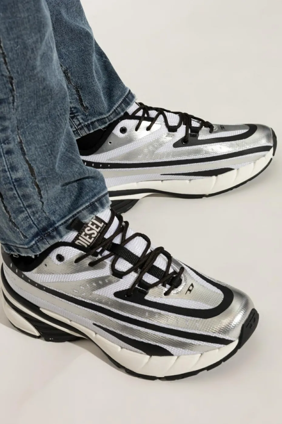 Diesel SREBRNY Buty sportowe `D-AIRSPEED LOW`