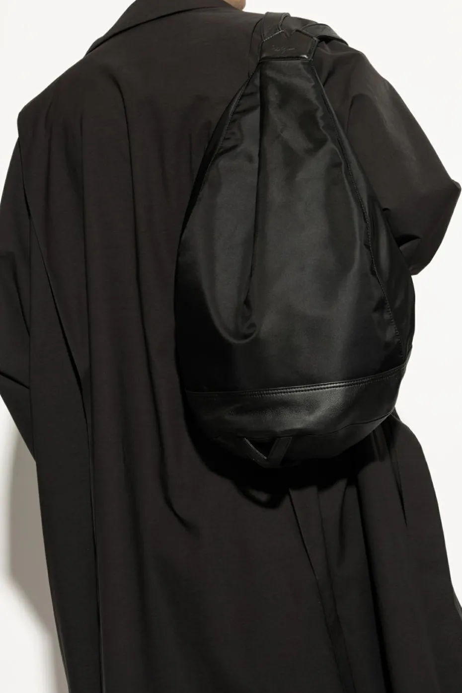 Discord Yohji Yamamoto CZARNY Plecak ze skórzanymi elementami