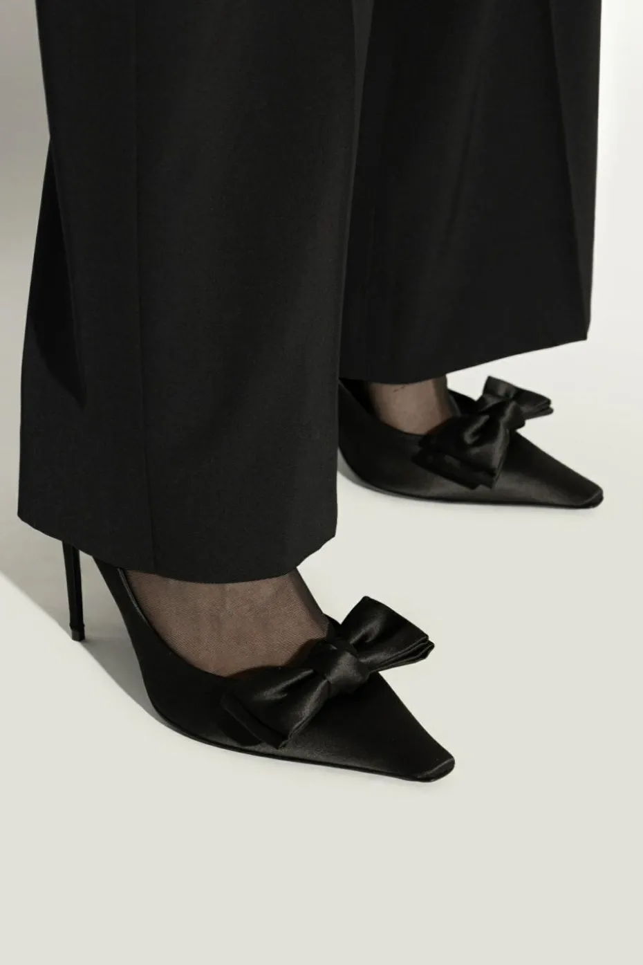 Dolce & Gabbana CZARNY Satynowe buty na obcasie