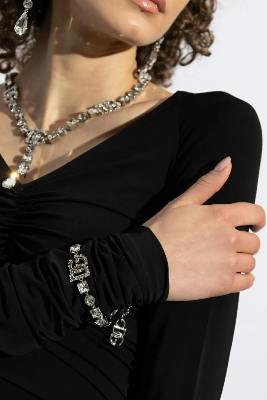 Dolce & Gabbana SREBRNY Bransoleta z połyskującymi kryształami