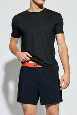 Dsquared2 CZARNY T-shirt z bieliźniany z okrągłym dekoltem