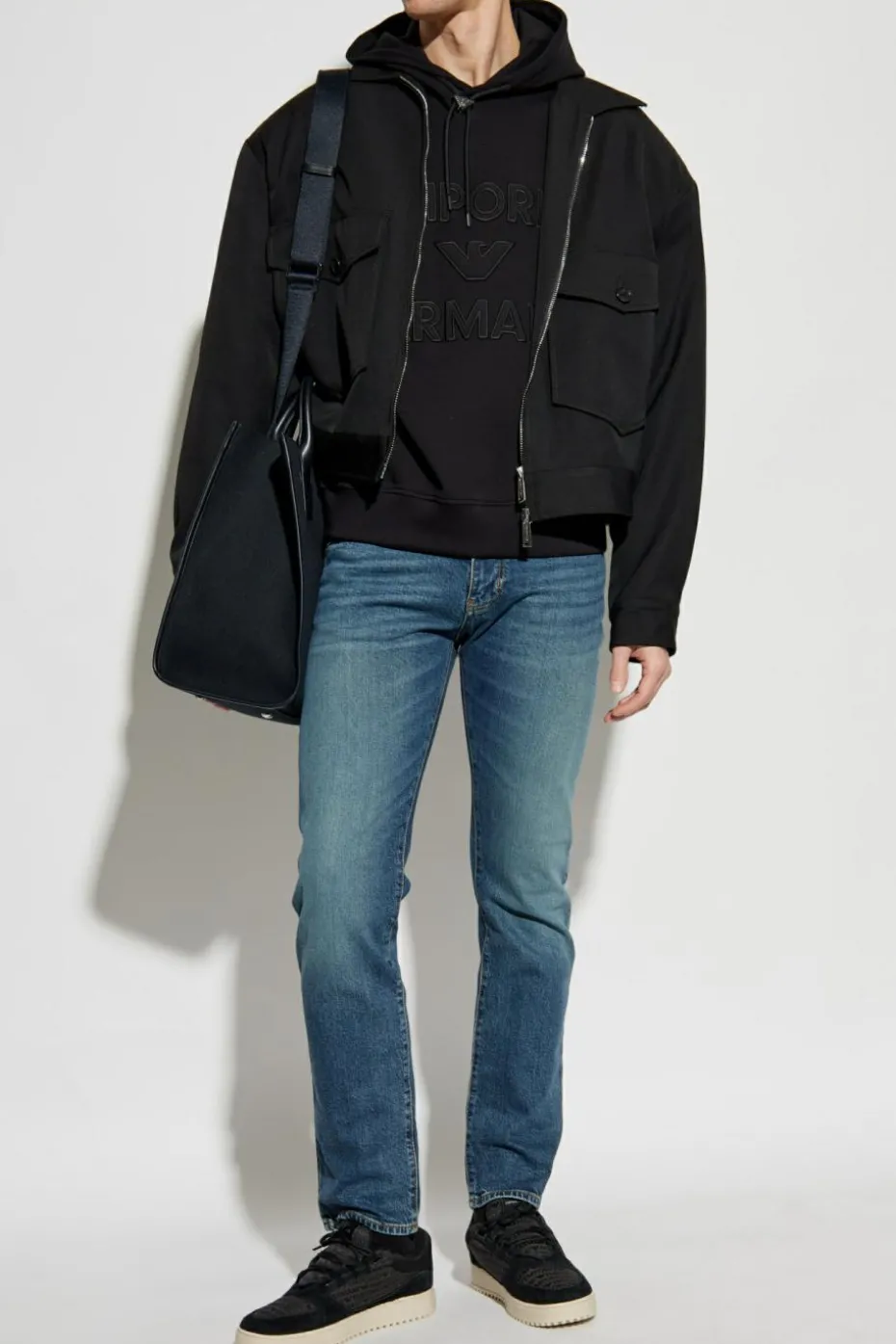 Emporio Armani CZARNY Bluza z kolekcji `Sustainability`