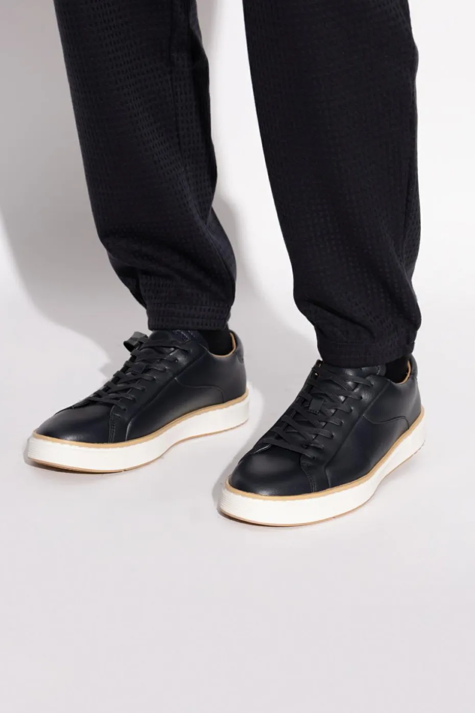 Emporio Armani CZARNY Skórzane buty sportowe