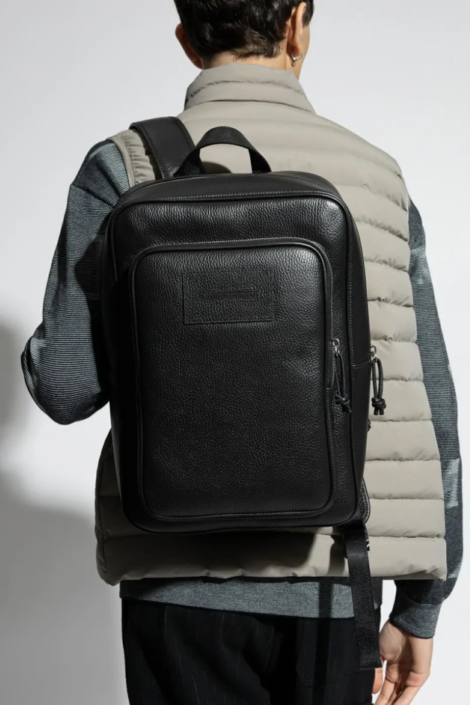 Emporio Armani CZARNY Skórzany plecak.
