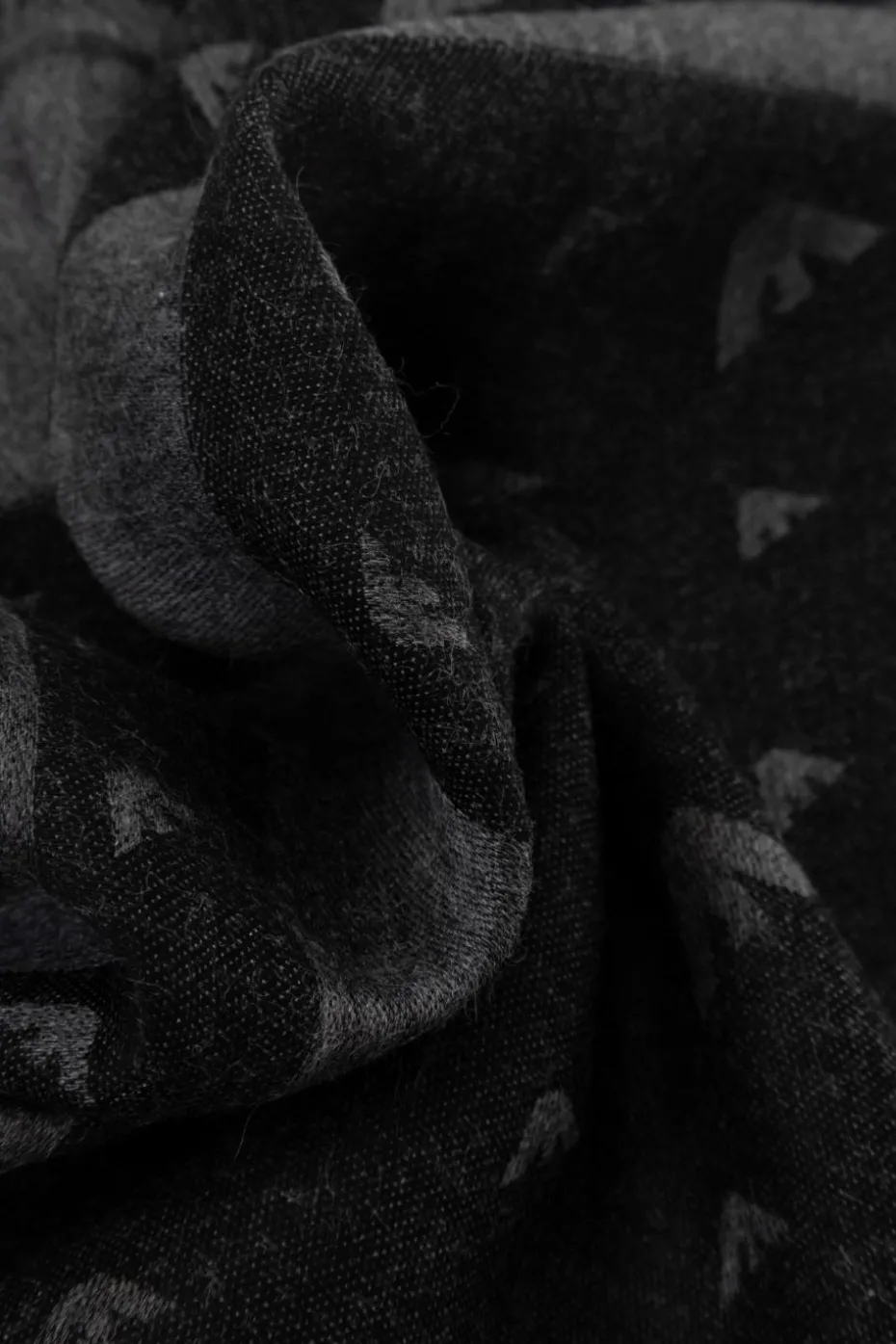 Emporio Armani SZARY Chusta z logo