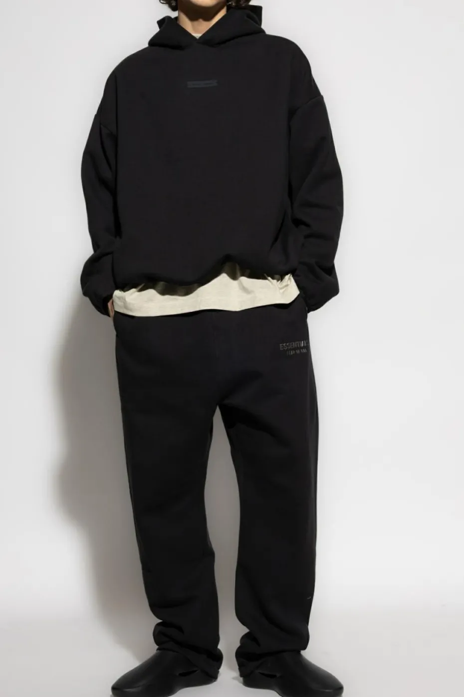 Fear Of God Essentials CZARNY Bluza z logo