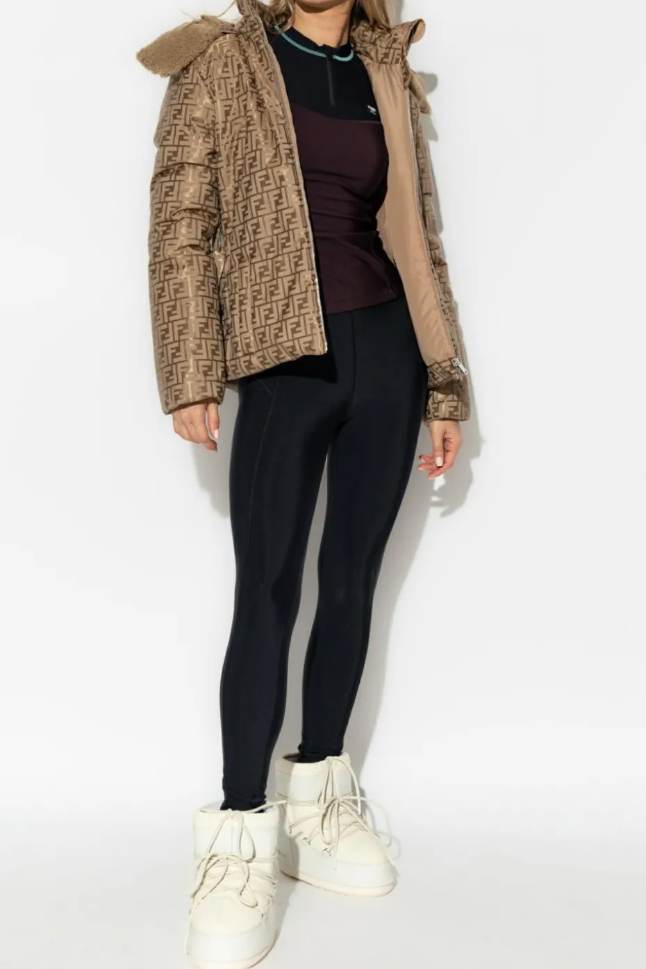 Fendi BORDO Top z logo