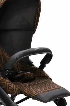 Fendi Kids BRĄZOWY Składana spacerówka z logo