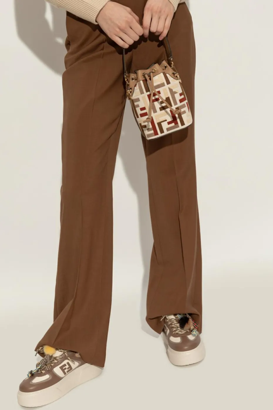 Fendi kremowy Torba do ręki `Mon Tresor` typu `bucket`