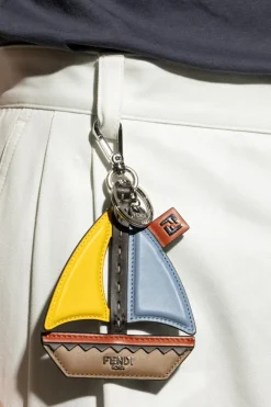 Fendi MULTIKOLOR Brelok w kształcie łódki