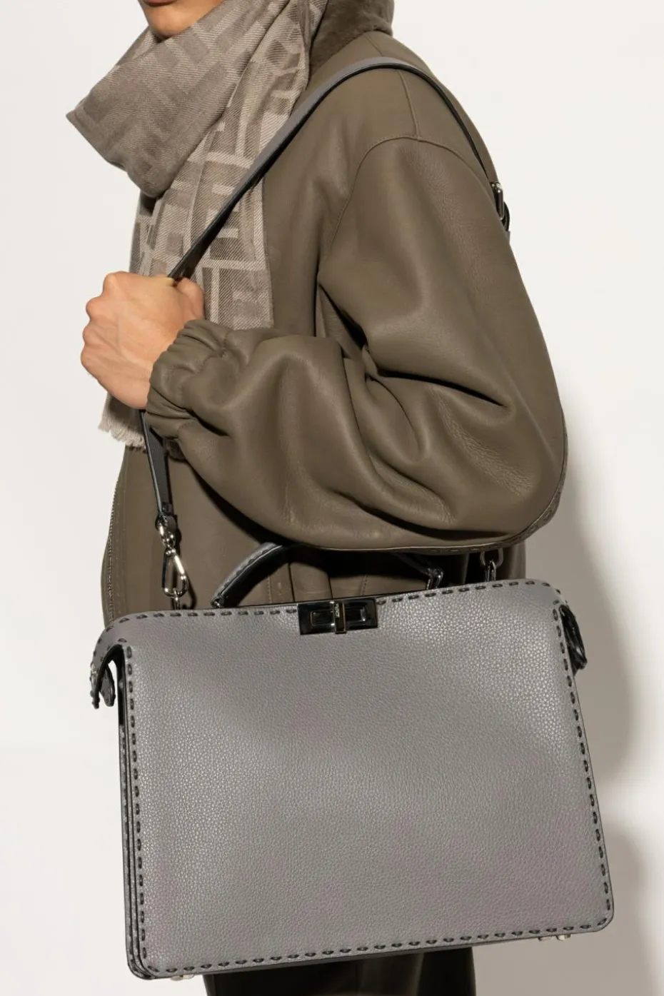 Fendi SZARY Torba `Medium Peekaboo` typu `shopper`