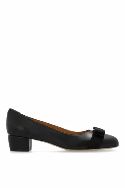FERRAGAMO CZARNY Buty na obcasie ‘Vara’