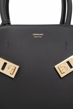 FERRAGAMO CZARNY Torba do ręki ‘Hug’