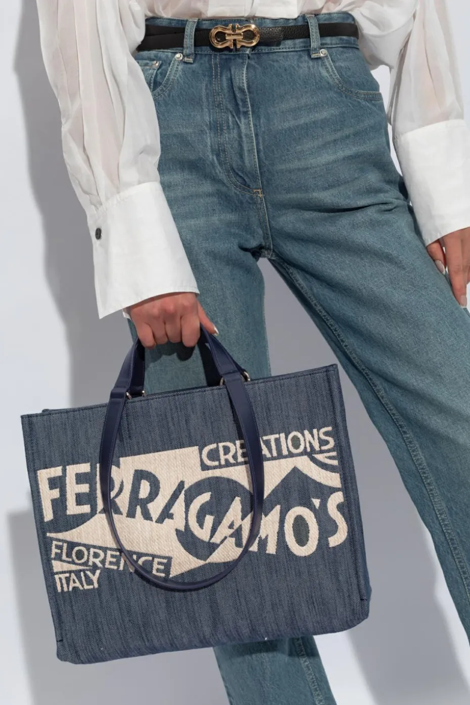 FERRAGAMO GRANATOWY Torba ‘Sign M’ typu ‘shopper’